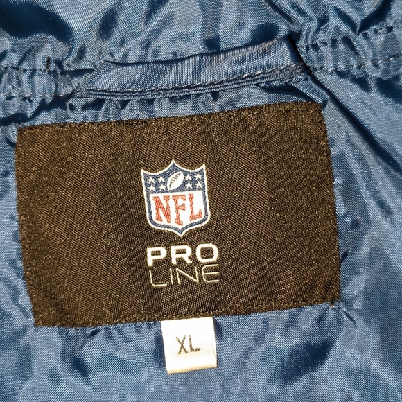 NFL Pro Line San Diego Chargers Puffer Vest XL - Picture 4 of 5